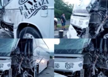 Reportaron aparatoso accidente de Pancho Barraza y sus músicos en carretera de Nayarit