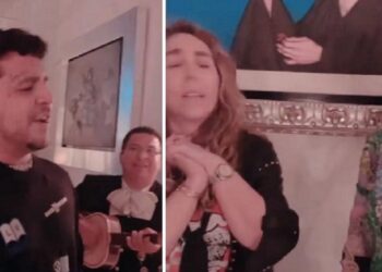 Nodal le lleva serenata a la mamá de Belinda