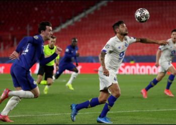 El Sonorense «Tecatito» Corona, debuta en el futbol español