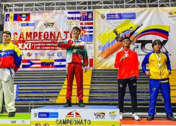 Gana alumno de Cobach Sonora campeonato centroamericano de Karate Do.