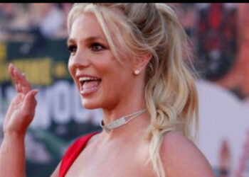 Britney Spears anuncia que está embarazada; y teme a la depresión