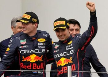 Sergio ‘Checo’ Pérez sube al podio en el Gran Premio de la Emilia Romagna