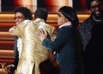 Silk Sonic gana Grabación del Año en los Grammy