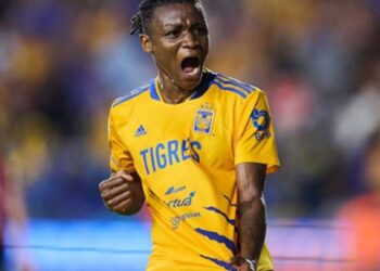 CONMEMORAN CIERRE DE FESTEJOS POR EL DÍA DE LAS MADRES