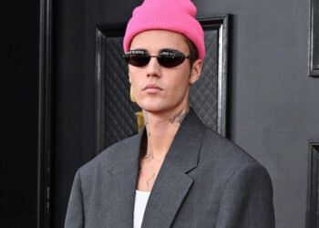 Justin Bieber muestra primeros signos de recuperación tras parálisis facial