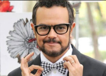 Aleks Syntek propone multas para establecimientos que pongan reguetón