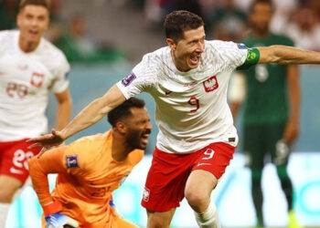 Polonia vence 2-0 a Arabia Saudita; lidera grupo de Argentina y México
