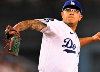 Julio Urías es nominado para Cy Young de la Liga Nacional