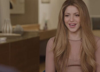 Shakira confiesa que fue dependiente de los hombres, pero ahora «soy suficiente»