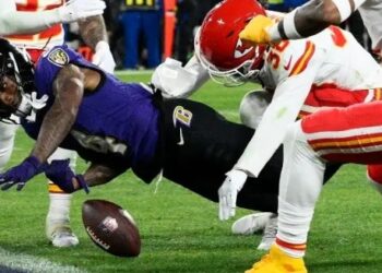 Kansas City y San Francisco van por el Supertazón