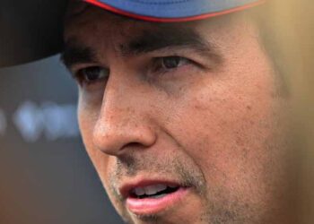 F1: ‘Checo’ pierde el Red Bull en clasificación dominada por Mercedes | Resultados