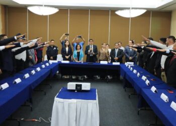 Insta Alcalde JFGN a trabajar con honestidad y ética a colaboradores