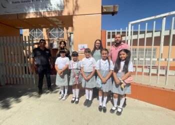 Se coordinan Educación Municipal y Oomapas para certificar escuelas