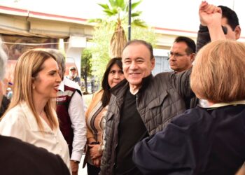 Entregan gobernador y alcalde remodelación de la Av. Ruiz Cortines