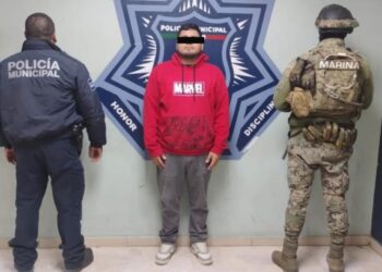 Detienen a conductor a con vehículo robado en Cajeme