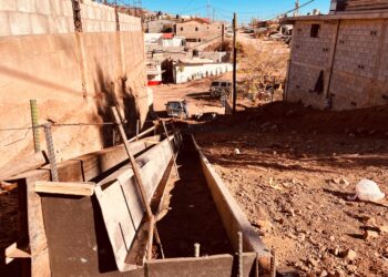 Inicia pavimentación de la Calle Lago Michigan