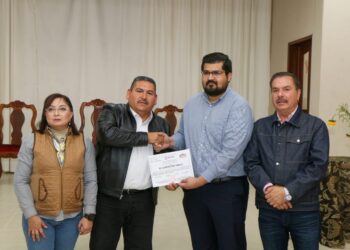 Entrega  CMCOP obras por más de un millón de pesos