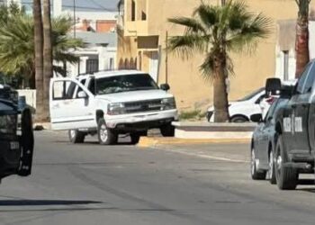 Persecución en Caborca deja tres detenidos, un herido y armas aseguradas