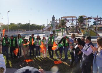 Arranca remodelación del parque infantil para recibir a visitantes en semana santa