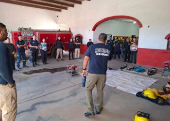 Otorga Navojoa Equipo y capacitación a bomberos  Álamos y Quiriego