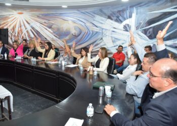 Autoriza cabildo solicitud de préstamo para compra de pipas y retro para  OOMAPASN