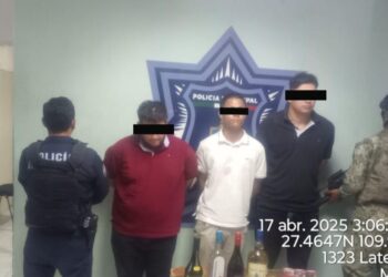 Detiene  SSPM y MARINA a tres por presunto Robo a Tienda de Conveniencia
