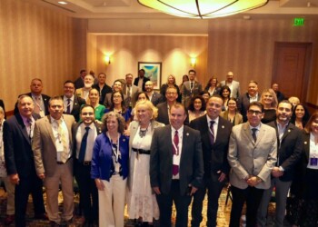 Participa alcalde Juan Gim en Comisión Arizona-México