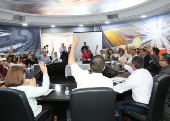 Corrige Cabildo pensión millonaria a líder sindical por ser legalmente incompatible y representar abuso de poder