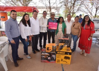 Entrega DIF SONORA 51 Proyectos productivos de  “YO PUEDO” a personas con discapacidad