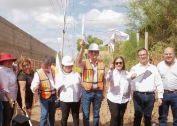 ELÍAS RETES CUMPLE: Banderazo a Inicio de Segunda etapa del colector Nogalitos
