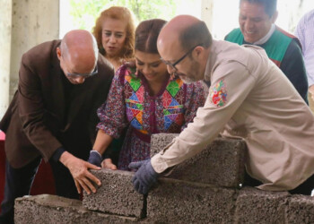 Brugada pone en marcha proyecto de renta económica en el Centro