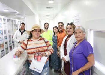 Reconoce Gobierno Municipal labor del Dr. Vagón, el Tren de la Salud