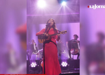 Silvana Estrada conquista el Late Night Show de Jimmy Kimmel con el tema ‘Dime’