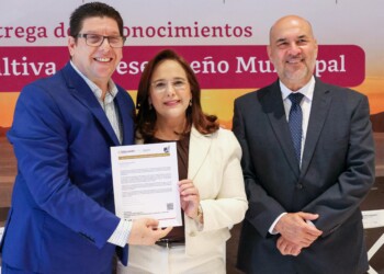Recibe Ayuntamiento de Guaymas reconocimiento de la Guía Consultiva de Desempeño Municipal
