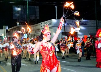 Lleva a cabo Ayuntamiento de Guaymas primer desfile de carros alegóricos y comparsas del Carnaval Guaymas 2026 “El pueblo está de fiesta”