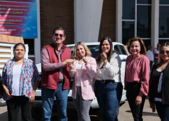 TIENE DIF NAVOJOA TRES CAMIONETAS NUEVAS PARA SUS PROGRAMAS ASISTENCIALES