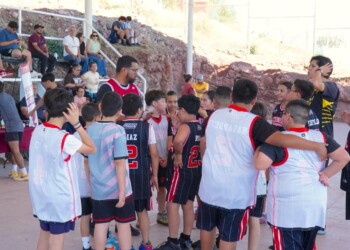 Inaugura Ayuntamiento de Guaymas torneo de basquetbol como parte de la campaña “Construyendo La Paz”