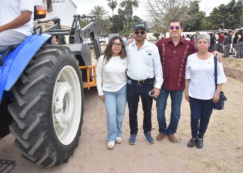 A OTRO NIVEL: TIENE NAVOJOA TRACTORES PARA MANTENIMIENTO DE UNIDADES DEPORTIVAS