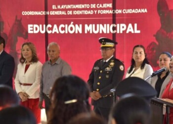 FOMENTA AYUNTAMIENTO VALORES PATRIOS EN ESTUDIANTES DE SECUNDARIA Y PREPARATORIA CON CONCURSO DE ESCOLTAS Y BANDAS DE GUERRA 2026