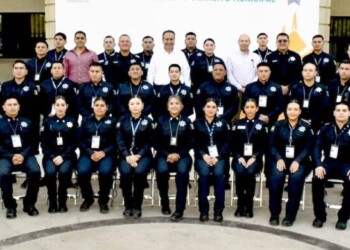 Fortalece Toño Astiazarán seguridad y vigilancia en la ciudad con nuevos policías municipales
