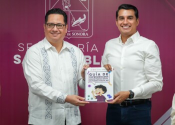 Entrega Salud Sonora Guía de Enfermedades Prioritarias en el Entorno Escolar a la Secretaría de Educación y Cultura