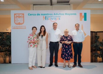 Apoya Toño Astiazarán a adultos mayores con casi 2 mil prótesis dentales a través de Construyendo Sonrisas