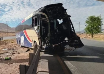 Choca autobús que trasladaba derechohabientes del IMSS en Chihuahua; 4 muertos