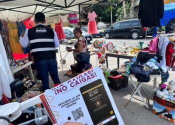 Difunde Secretaría de Seguridad en Guaymas y Empalme función de aplicaciones móviles para prevenir delitos