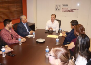 Gobierno de Sonora fortalece la formación profesional de jóvenes con convenio entre CEDES y la UTH