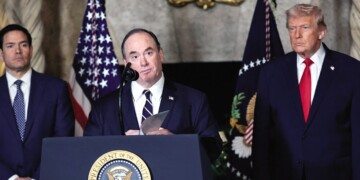 Destituyen a jefe de la Marina de EU; es el segundo despido