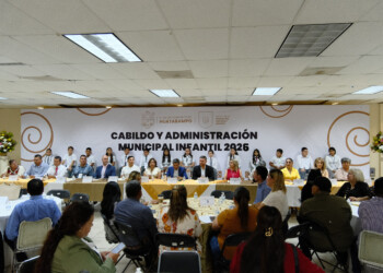 Instalan en Huatabampo el Cabildo Infantil y Administración Municipal 2026