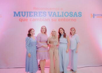 Reconoce Patty Ruibal a mujeres destacadas por su servicio en causas sociales