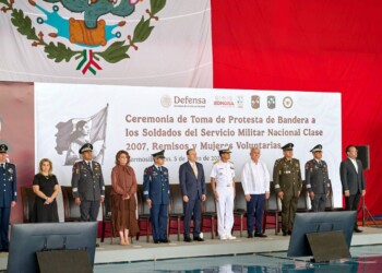 Gobernador Durazo encabeza toma de protesta de Bandera del Servicio Militar Nacional con llamado de defensa a la soberanía