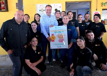 Otorga distintivo Toño Astiazarán a ganadores de la novena Muestra Gastronómica de San Pedro